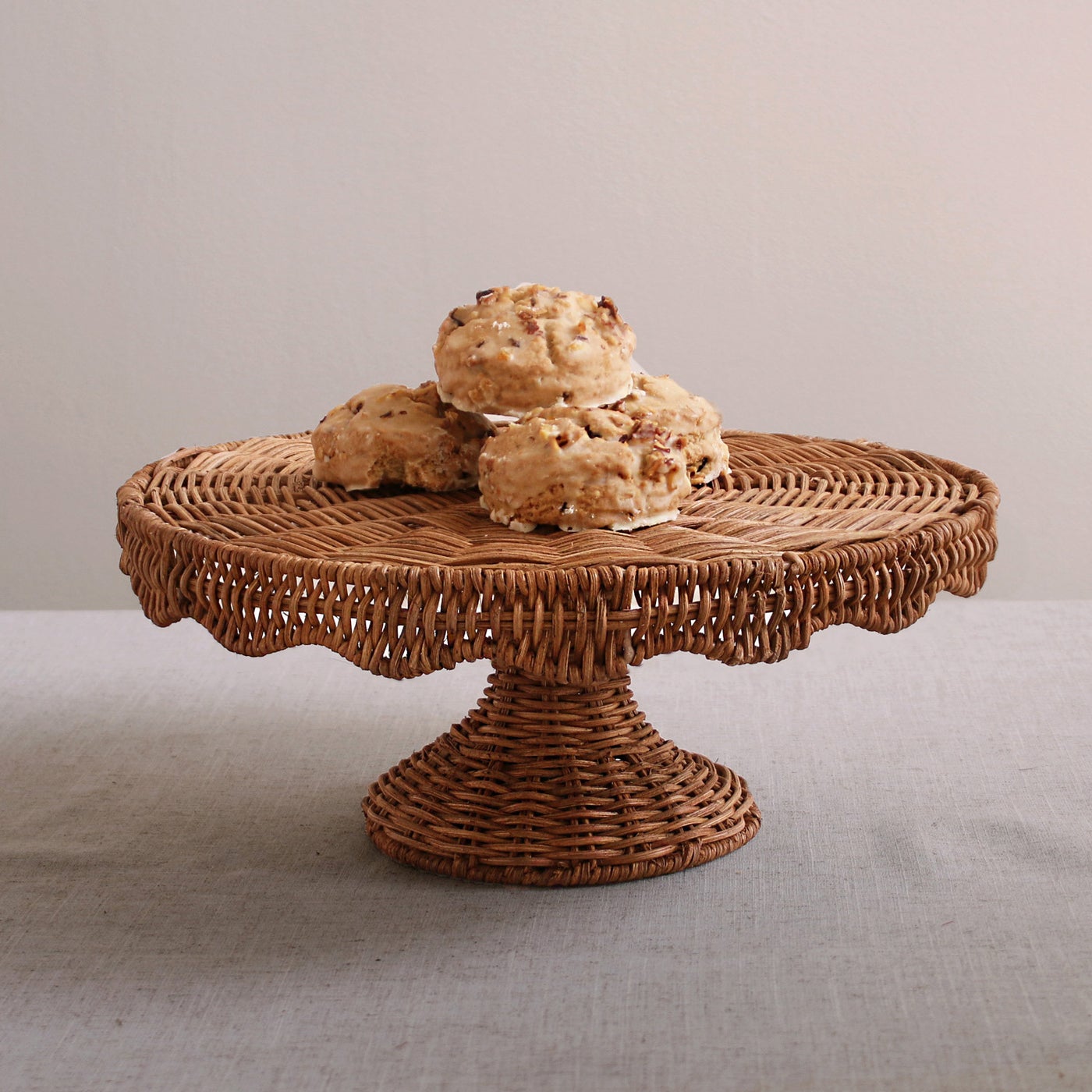 Beatriz Ball VIDA Rattan Round Pedestal (Natural)