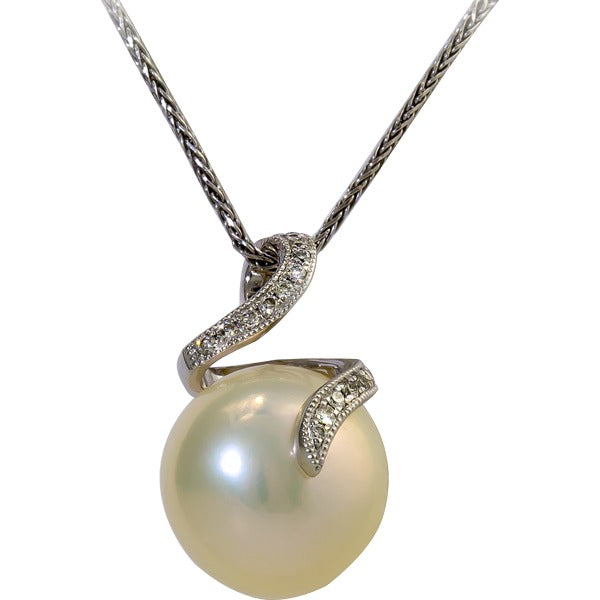 Pearl and Diamond Necklace