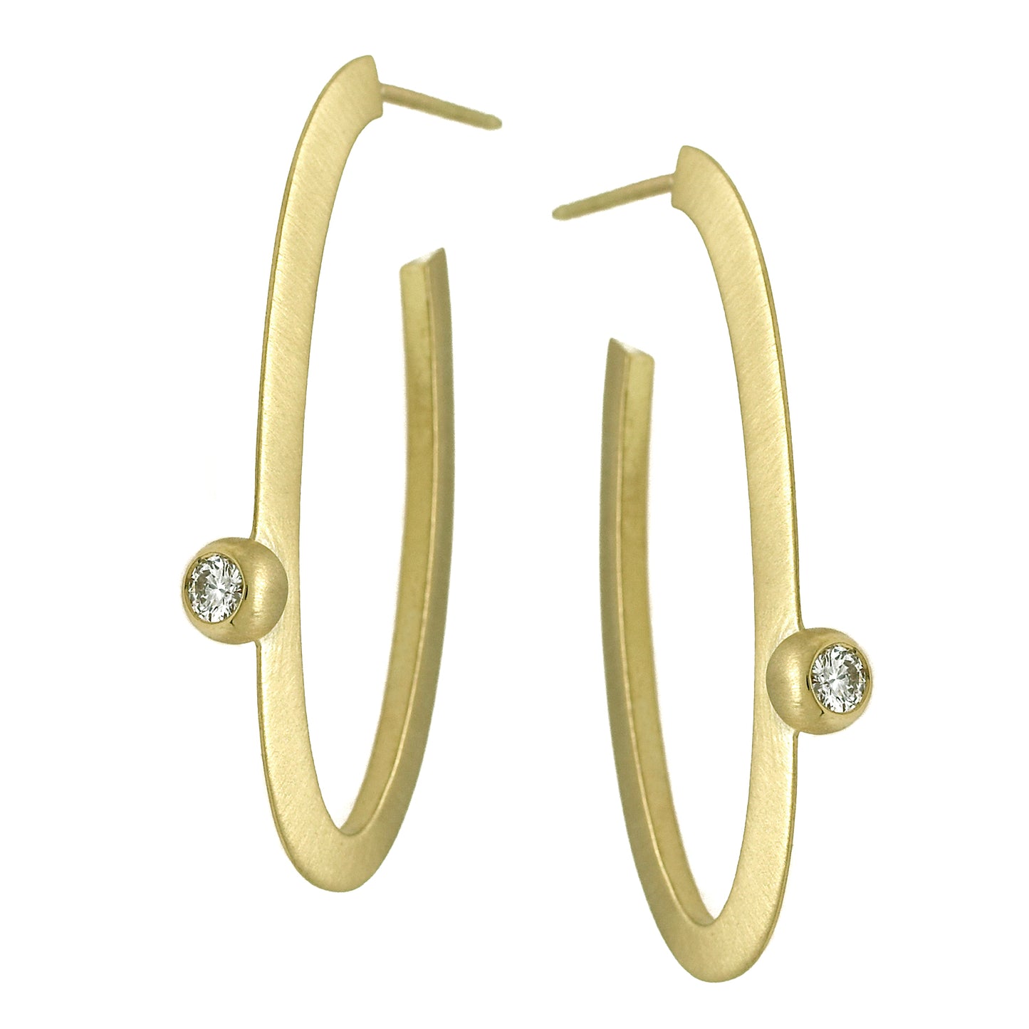 Suzy Landa Oval Hoop Diamond Earring