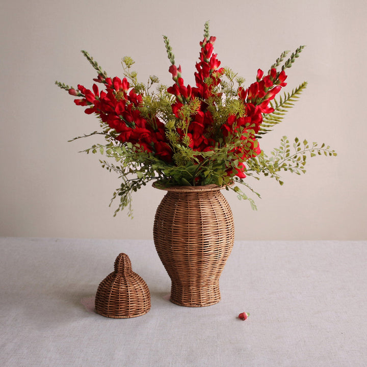 Beatriz Ball VIDA Rattan Basket With Lid (Natural)
