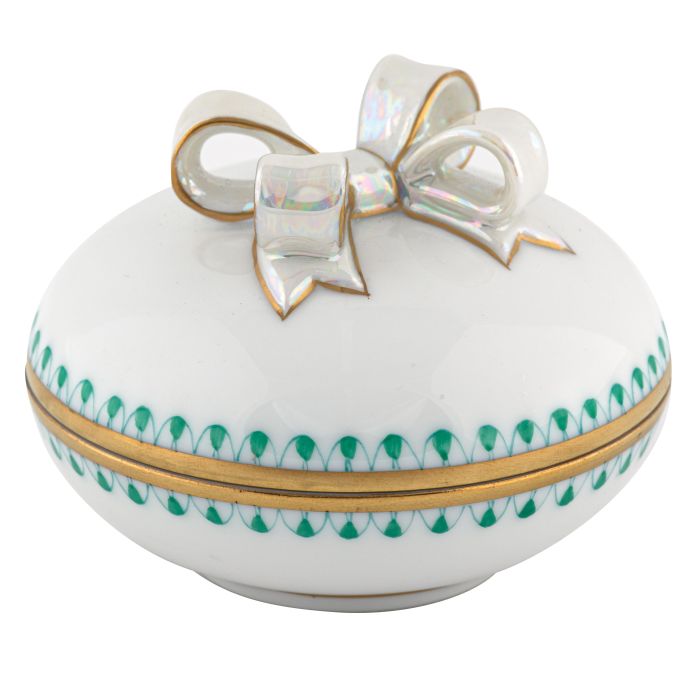 Herend Round Box with Bow, Green