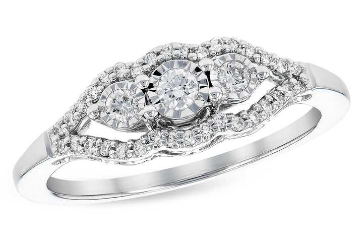 14KW Three-Stone Diamond Oval Halo Ring