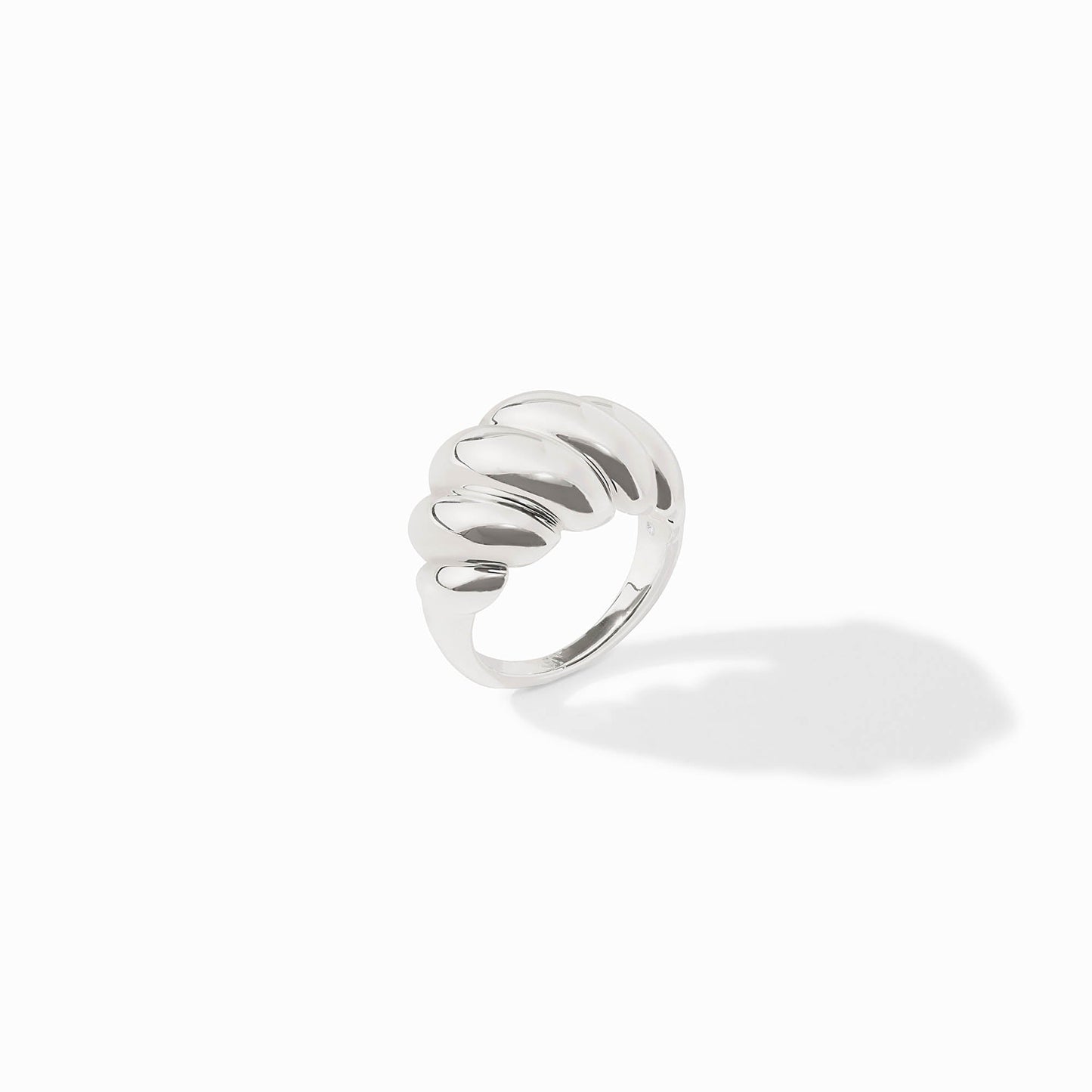 Julie Vos Ravello Ring