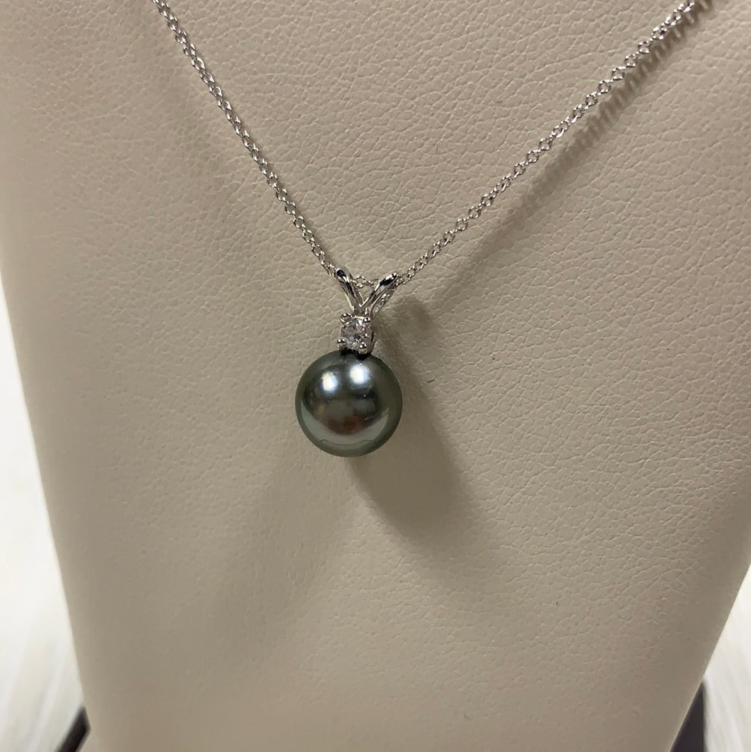 Tahitian Diamond Pendant