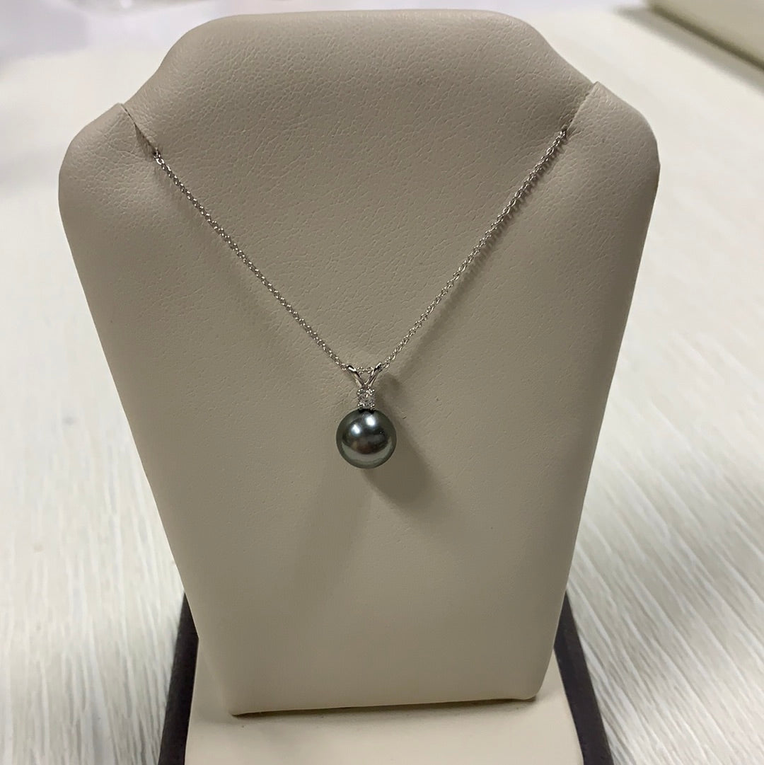 Tahitian Diamond Pendant